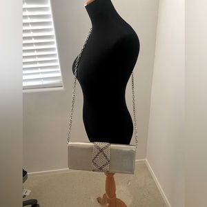 Whitehouse BlackMarket clutch, removable chain